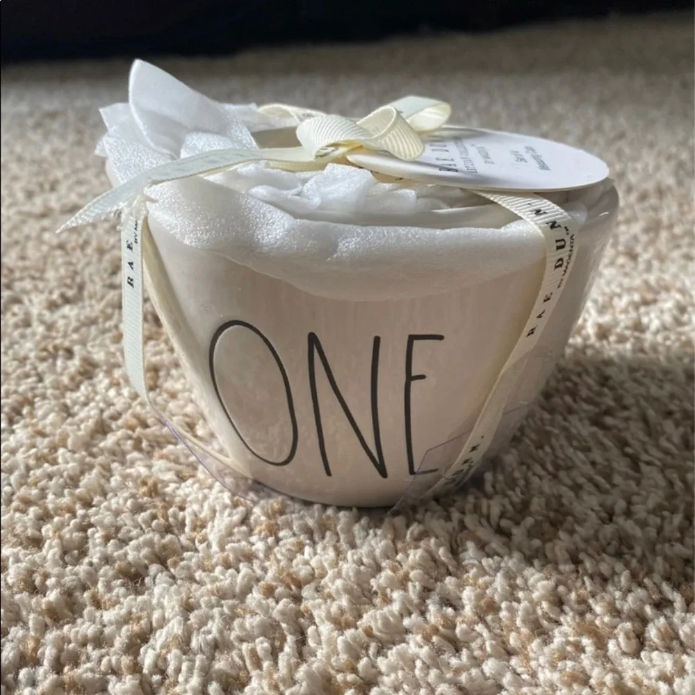 White Rae Dunn Measuring cups - Picture 2 of 2